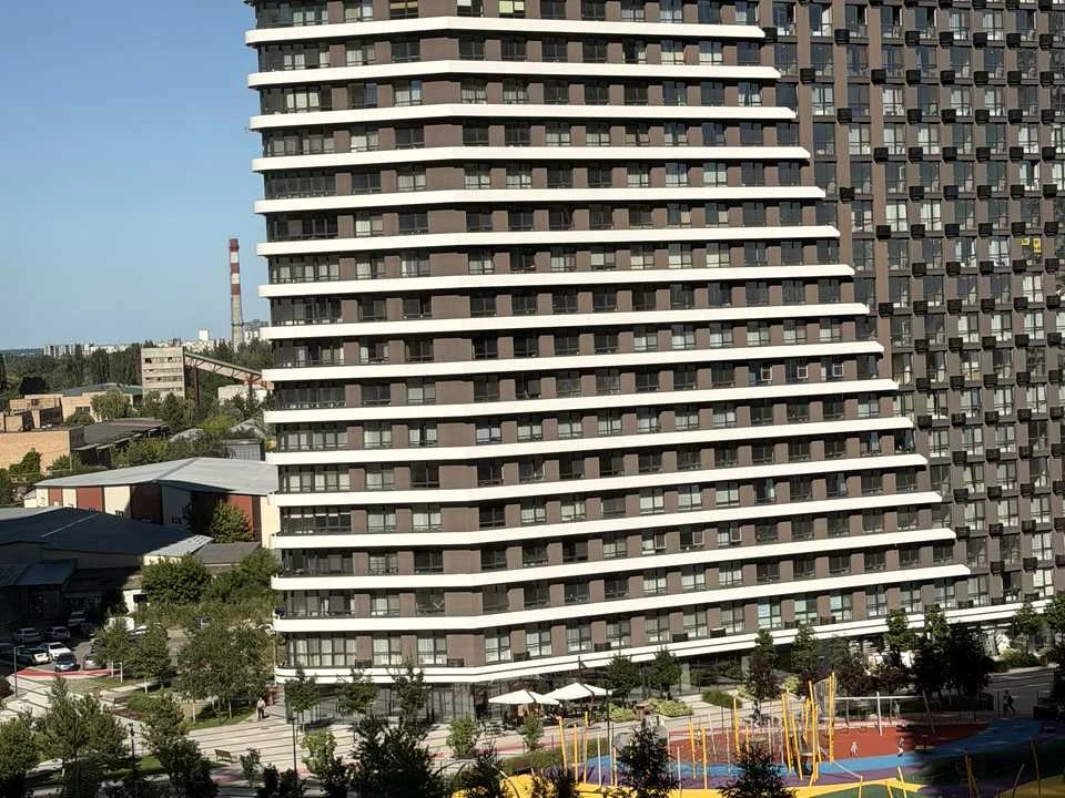 Квартира. Київ, Дніпровська набережна вул., 15-Є