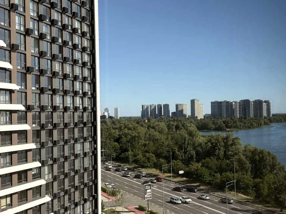 Квартира. Київ, Дніпровська набережна вул., 15-Є