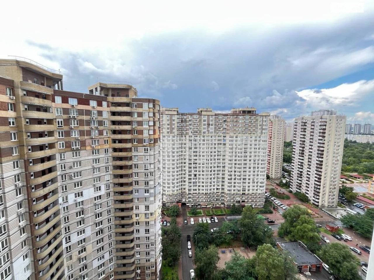 Довгострокова Оренда Квартира Дарницький