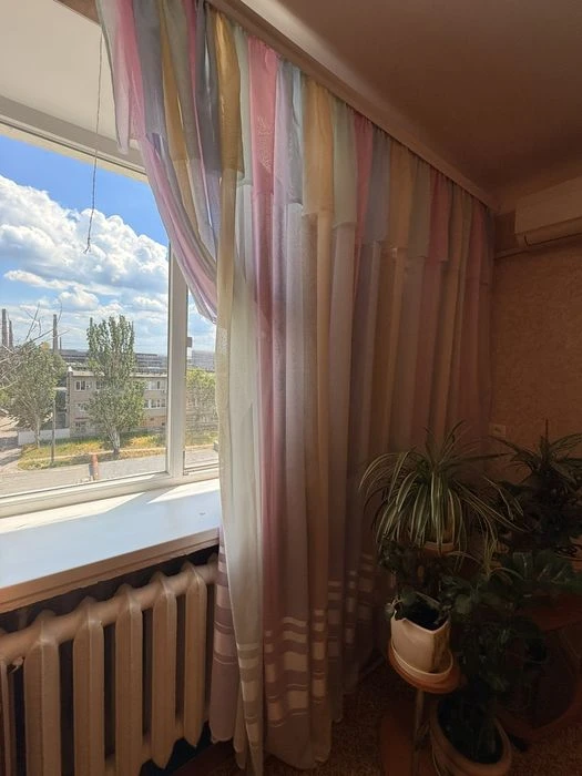 Продам БОЛЬШУЮ 2-х ком. квартиру в кирпичном доме! Сертифика