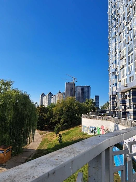 For sale a wonderful 2-room apartment, Sobornosti Avenue, Kyivsk Residential Complex
