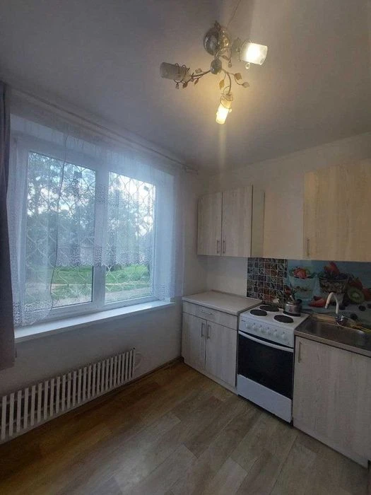 For sale! 1 room. sq. near the city of Peremoha. Alekseevka. Certificate
