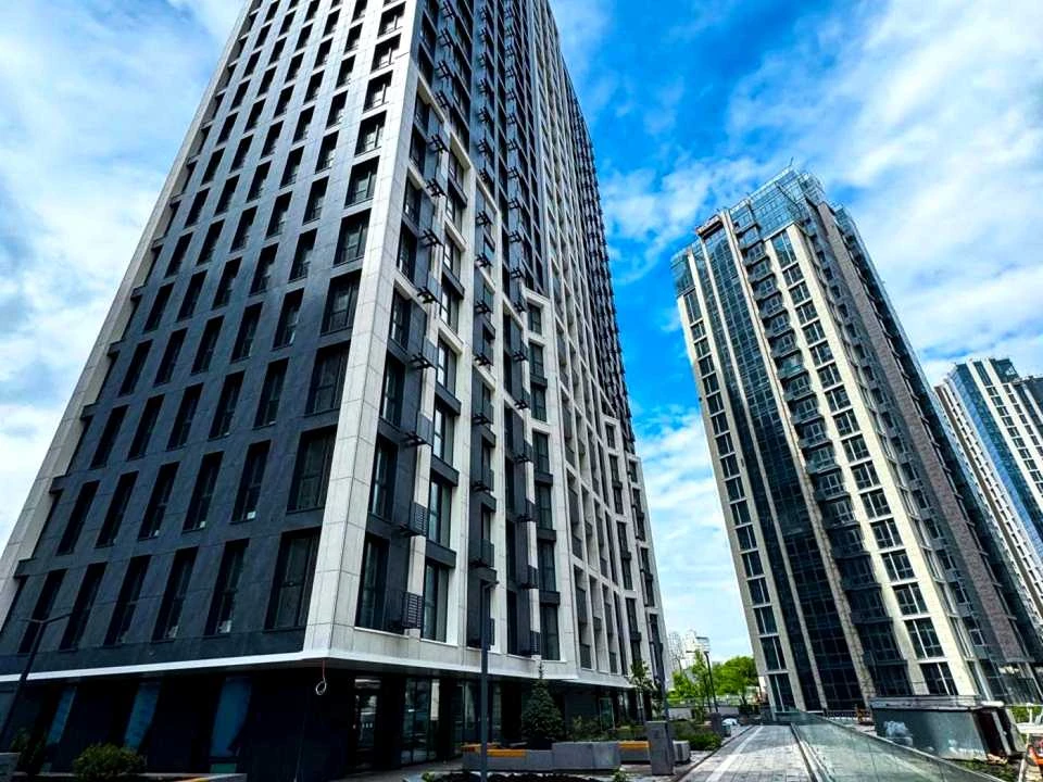 Apartment. Kyiv, Andriy Verkhoglyad St. (Mykhayla Dragomirova)