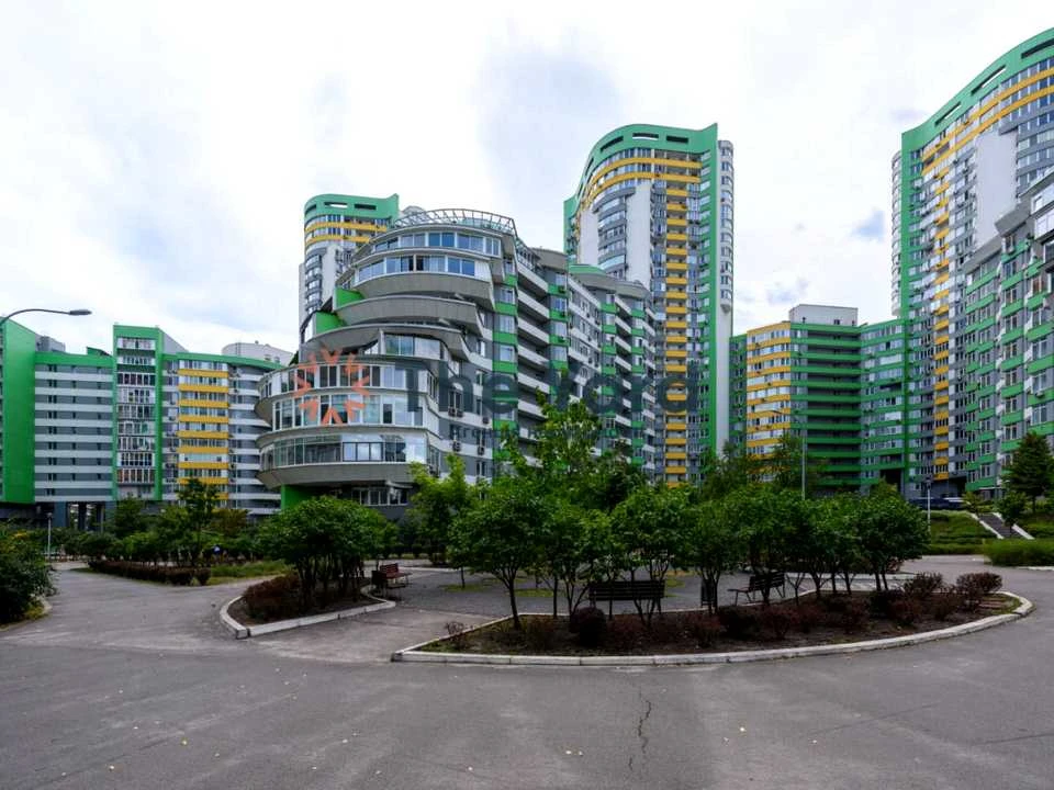 Квартира. Київ, Вишгородська вул.