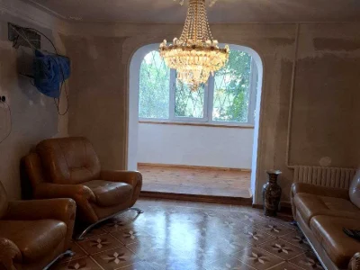 Квартира. Одесса, Косвенная ул. (Скисно)