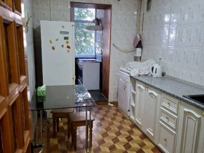 Квартира. Одесса, Косвенная ул. (Скисно)
