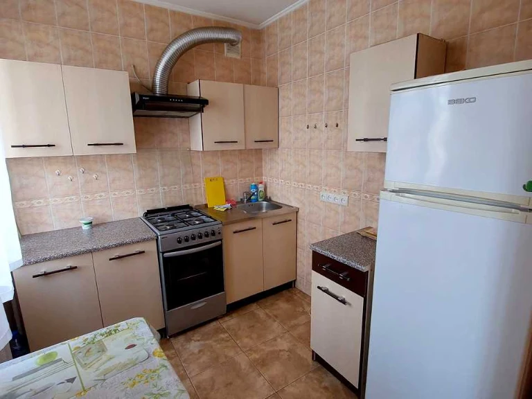 Квартира. Київ, Соборності просп. (Возз'єднання)