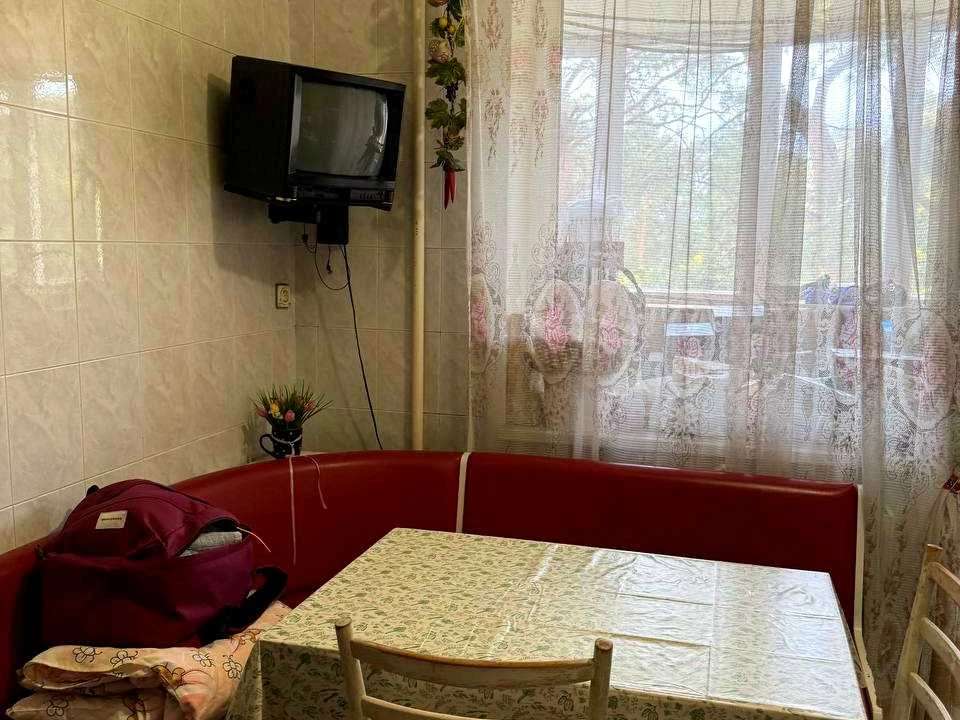 Квартира. Київ, Бориспільська вул.
