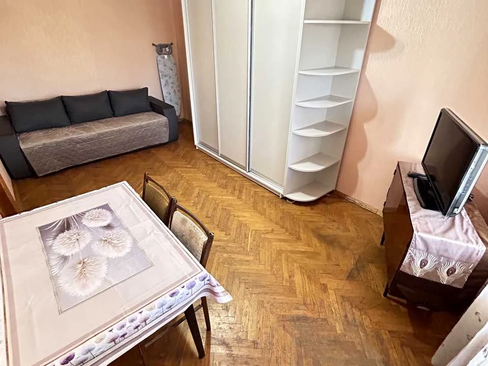 Квартира. Київ, Дарницький бульв.
