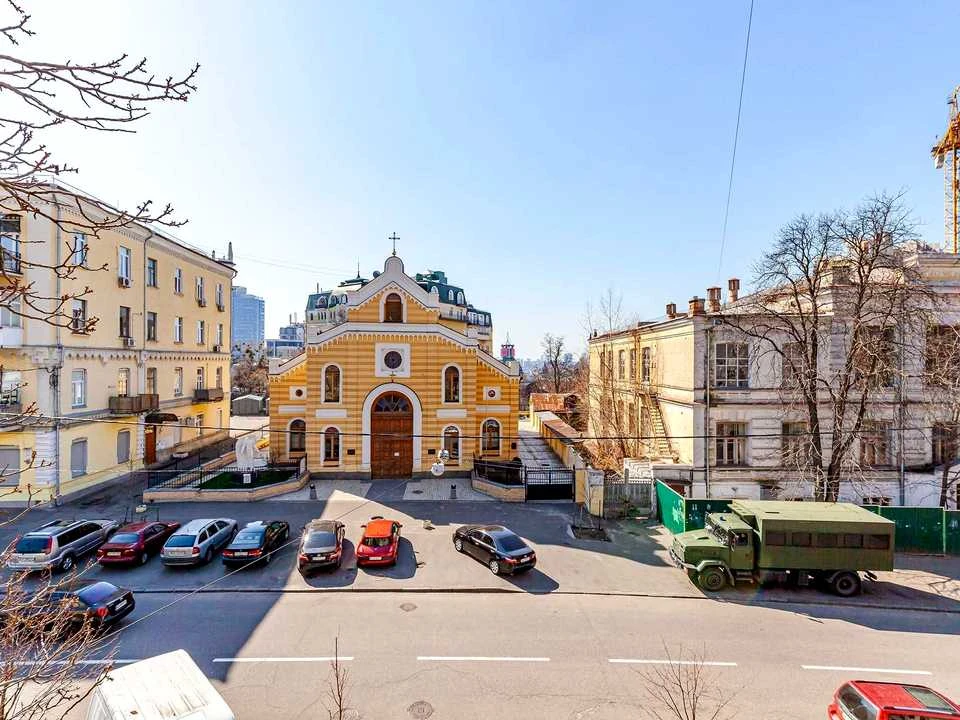 Квартира. Київ, Лютеранська вул.