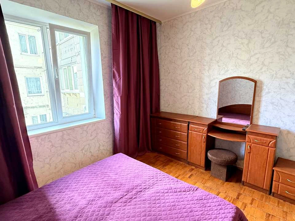 Квартира. Київ, Лариси Руденко вул.