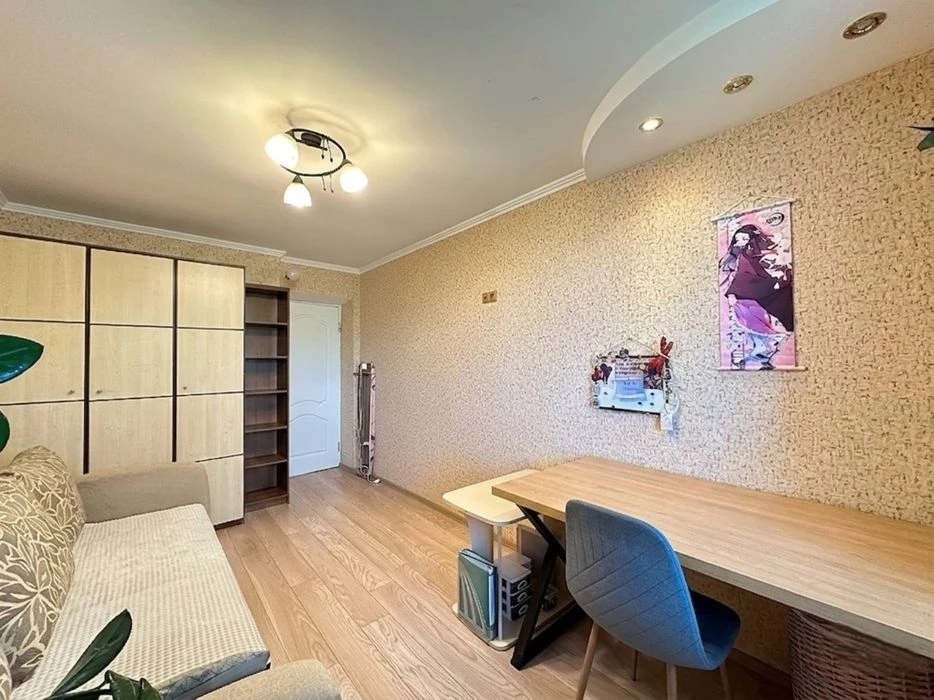 I will sell a 3-room apartment, Topolinaya, 7