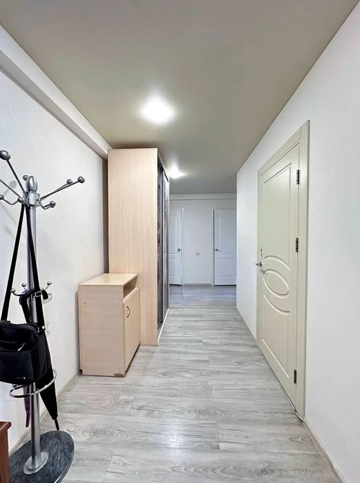 I will sell a 3-room apartment, Topolinaya, 7