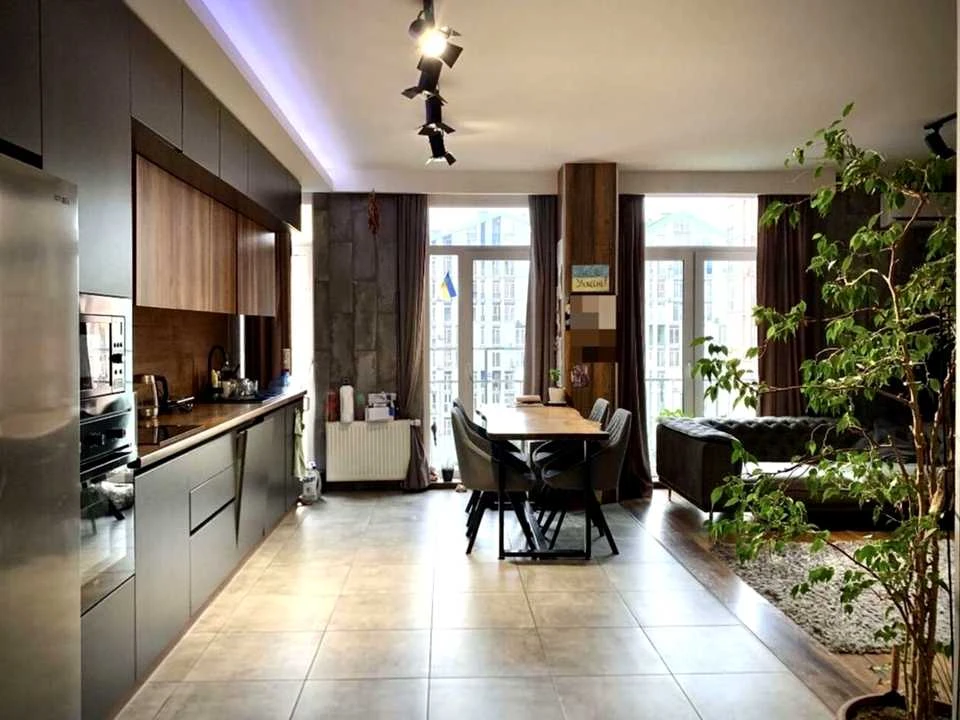 Квартира. Київ, Регенераторна вул., 4 к