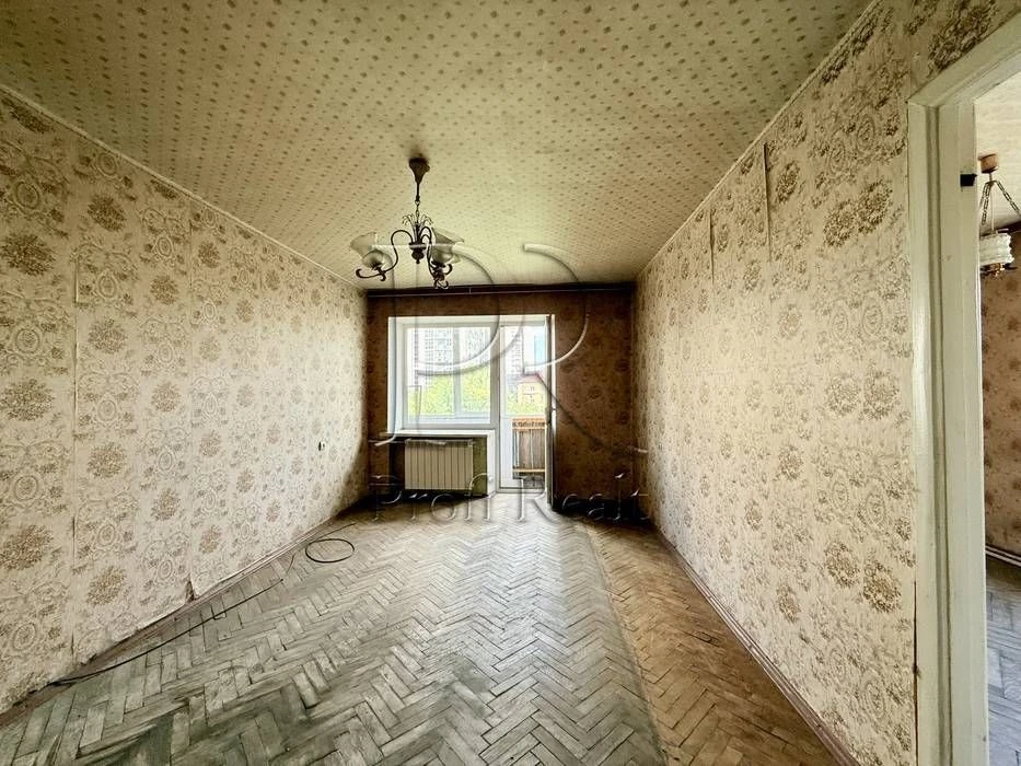 2-room apartment for sale at Degtyarivska, 11