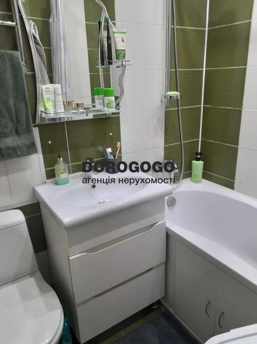 Продажа: 1-комнатная квартира 32м² по ул. Борщаговская 212