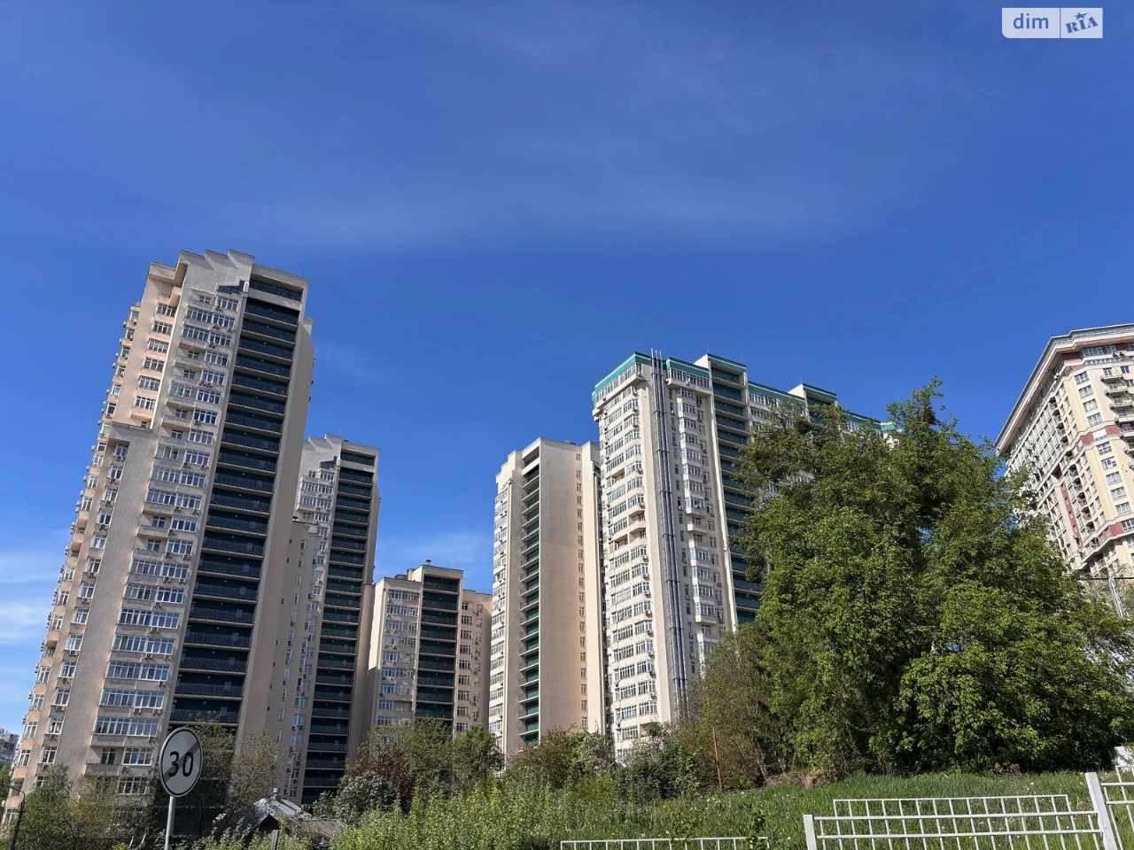 Довгострокова Оренда Квартира Солом'янка