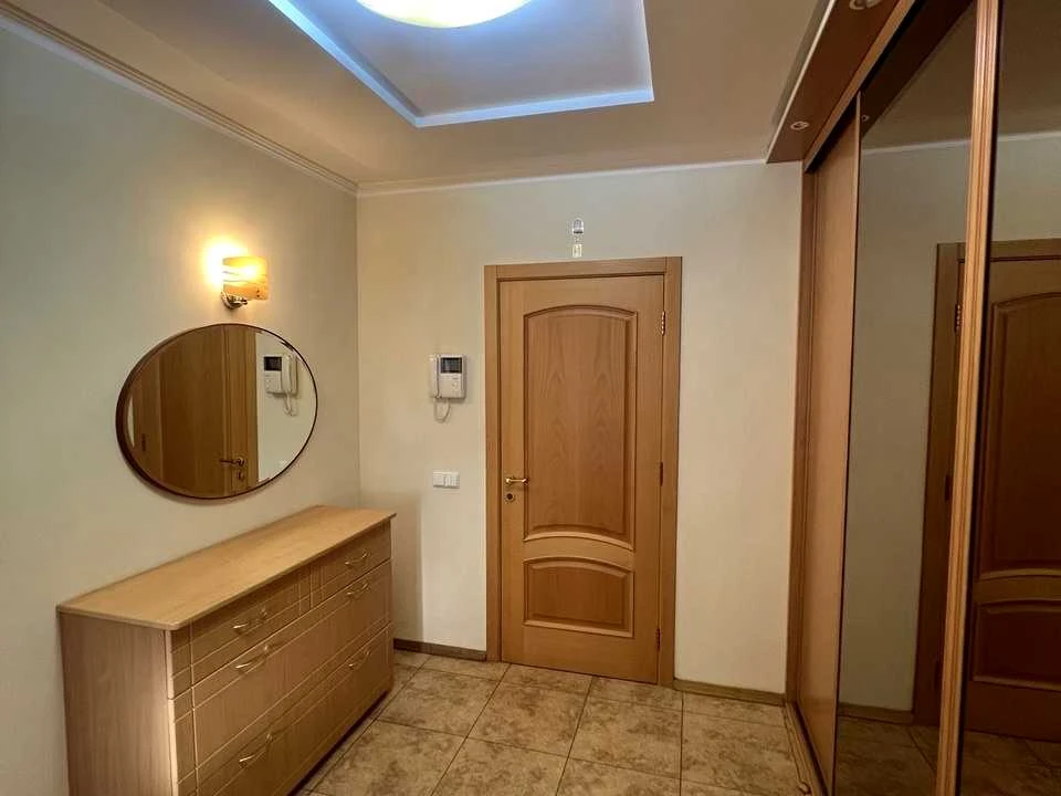 Квартира. Київ, Андрія Головка вул.