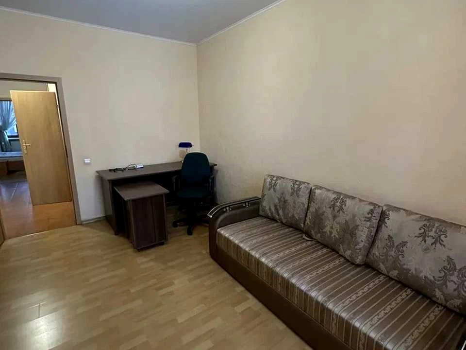 Квартира. Київ, Костянтинівська вул.