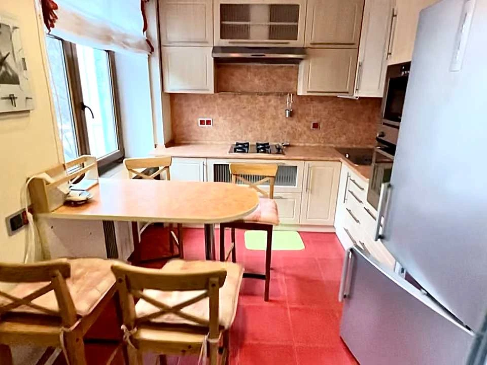 Квартира. Київ, Деревлянська вул. (Якіра)