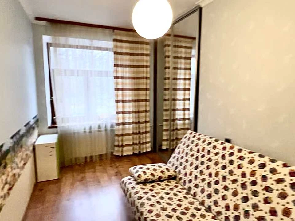 Квартира. Київ, Деревлянська вул. (Якіра)