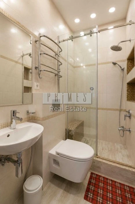 For sale 3-room apartment 80 m² with panoramic view in the residential complex "Nov"