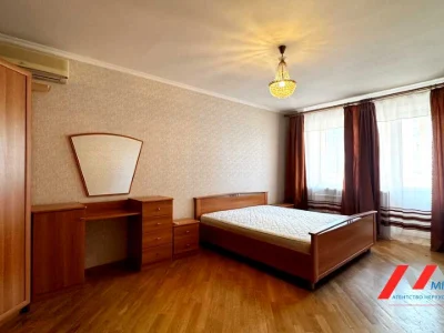 Квартира. Київ, Княжий Затон вул.