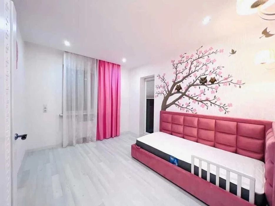 D1A For sale 2-room apartment, 3rd floor, Pink House residential complex, separate rooms