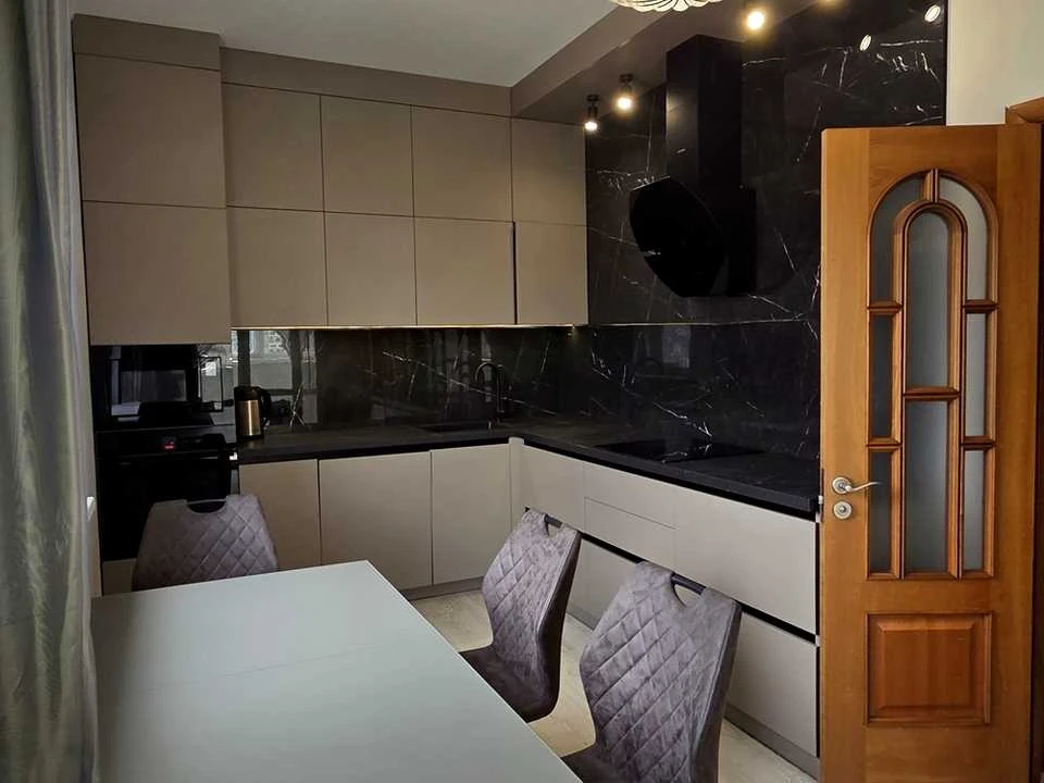 Квартира. Київ, Володимира Івасюка просп. (Героїв Сталінград
