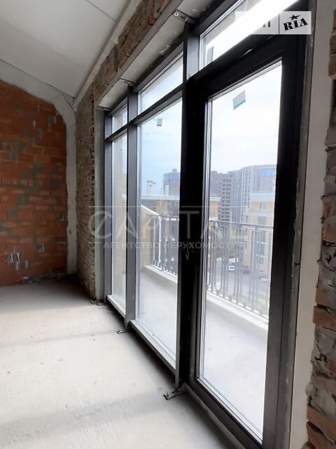 Sale of 2-room apartment 86 sq. m on Lukyanivskyi Avenue LUK'YANIVS