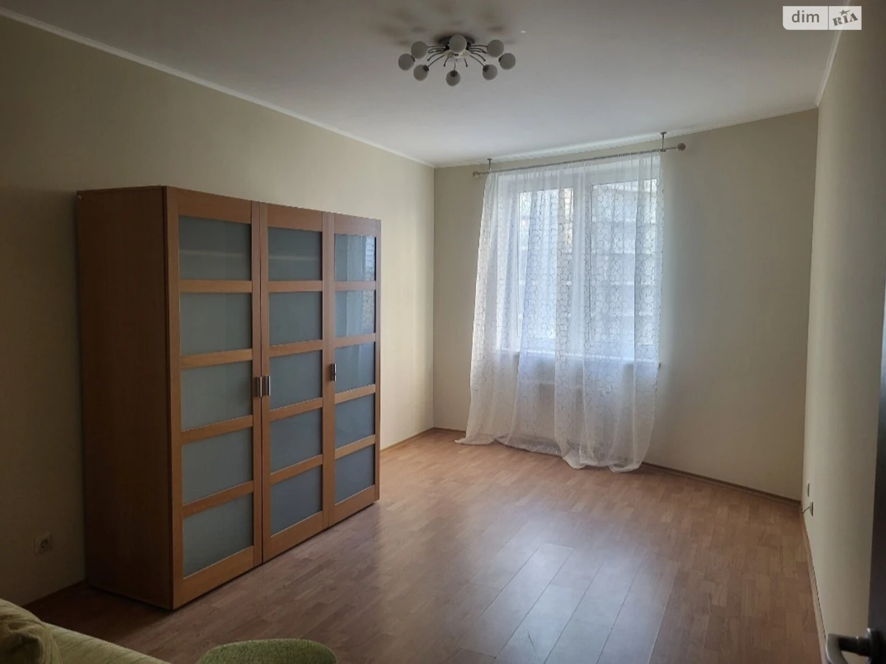 Довгострокова Оренда Квартира Лівобережний Масив