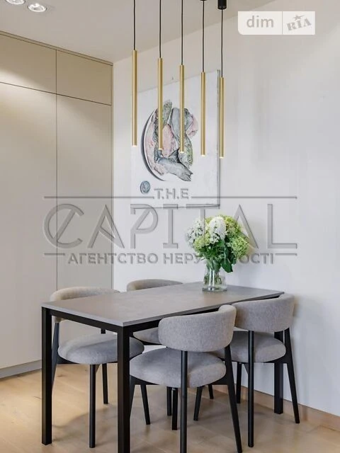 Sale of 1-room apartment 71.5 sq. m. on Mytropolyta Vasylya Lyp street