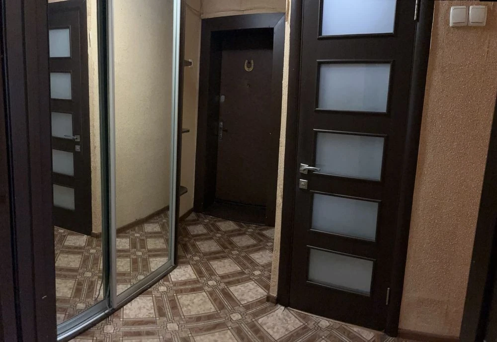 Продаж Без комісії, Ялтинська 14, Нова Дарниця