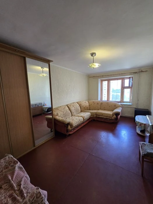 2-х кімнатна,вул.Вишняківська 5Б. станція метро Харківська