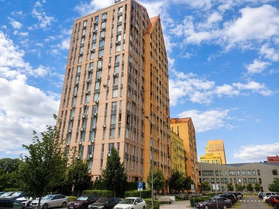 2-room apartment for a family with a child in the Comfort Town residential complex