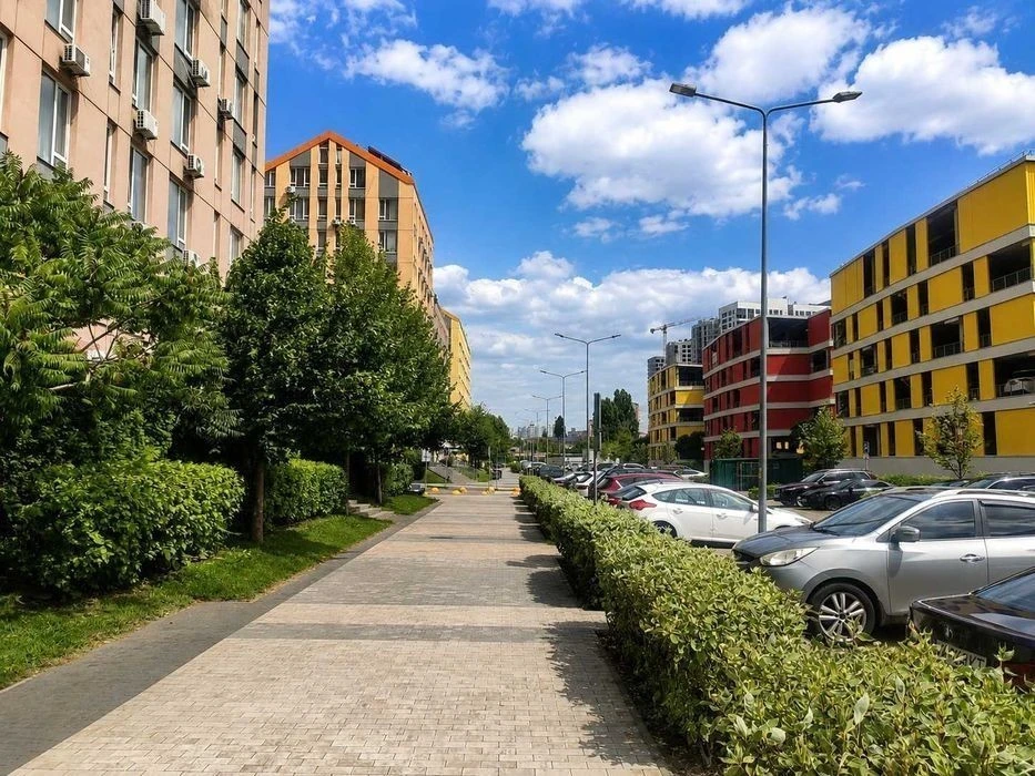 2-room apartment for a family with a child in the Comfort Town residential complex