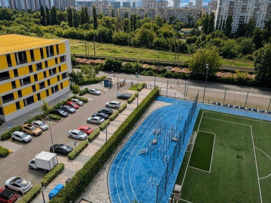 2-room apartment for a family with a child in the Comfort Town residential complex