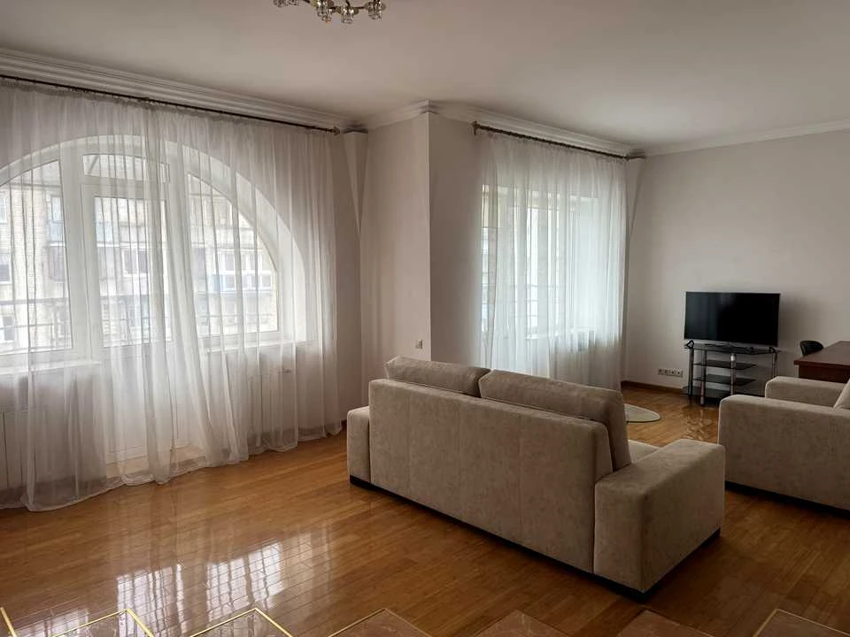 Квартира. Київ, Турівська вул.