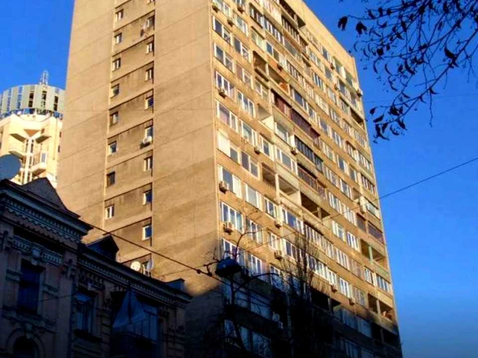 Квартира. Київ, Богдана Хмельницького вул.