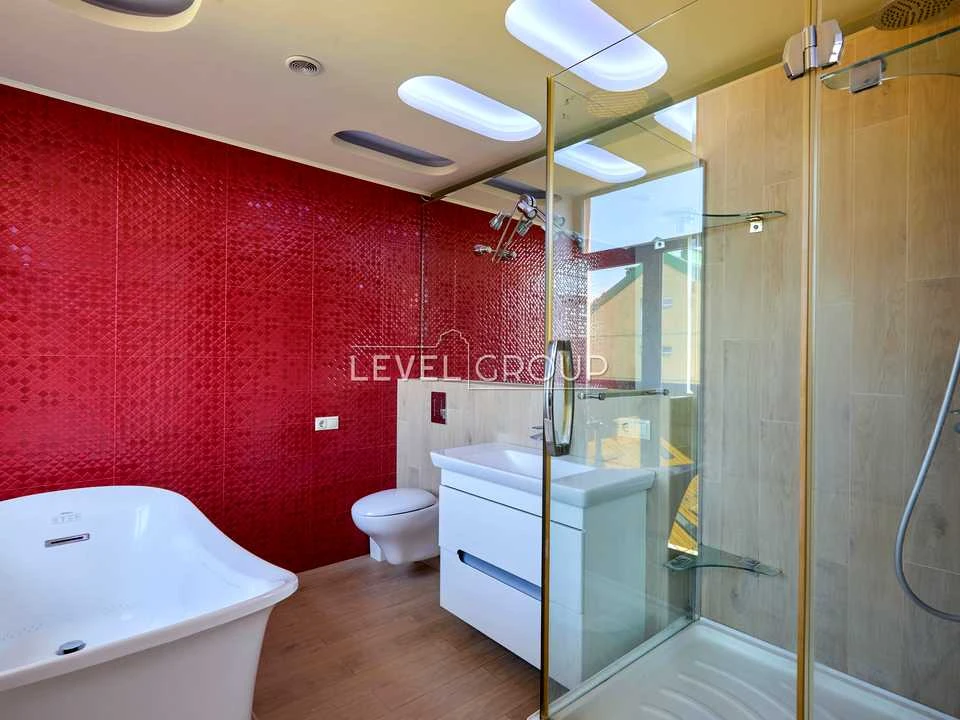 Квартира. Київ, Регенераторна вул., 4 к