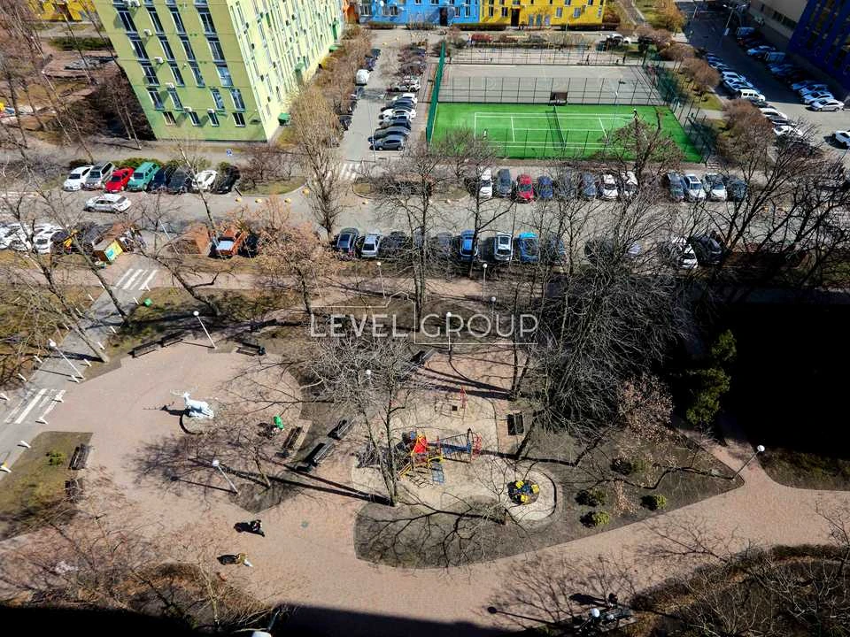 Квартира. Київ, Регенераторна вул., 4 к