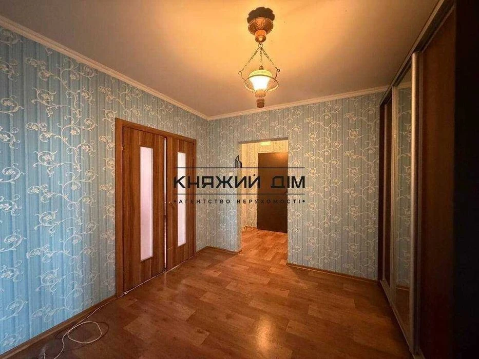 No commission! 3-room apartment for sale in Osokorky 2114764