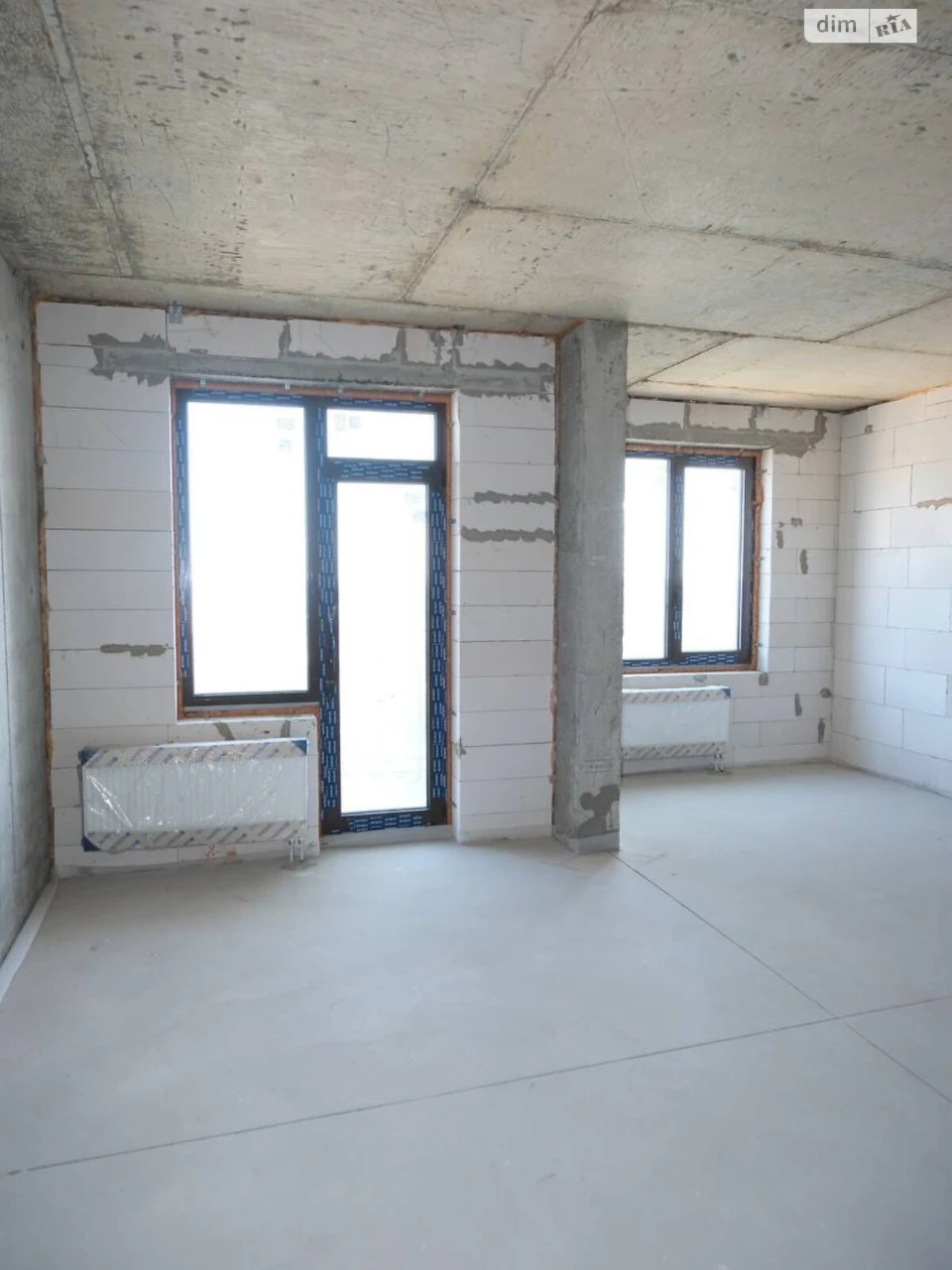 Продажа квартиры Золотой Берег.