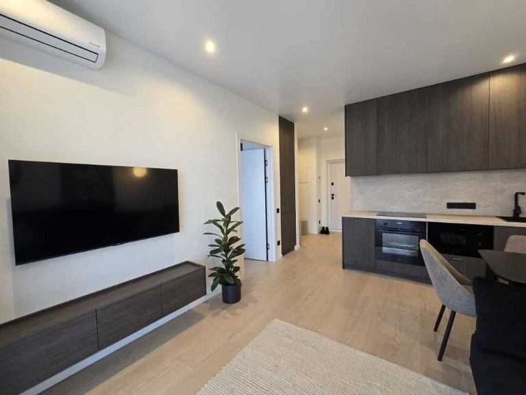 1-room apartment 40 m² for sale, 107, Metrologicheskaya street