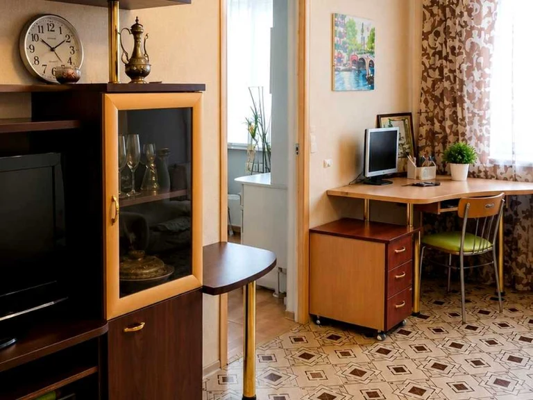 Apartment. Kharkiv, Akhsarova St.