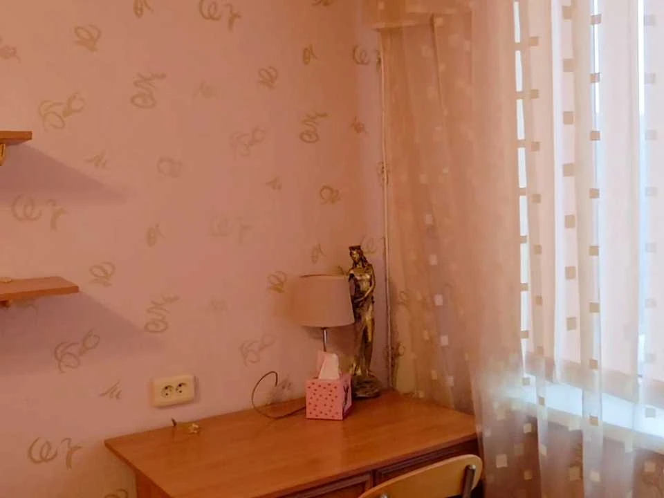 Apartment. Kharkiv, Akhsarova St.
