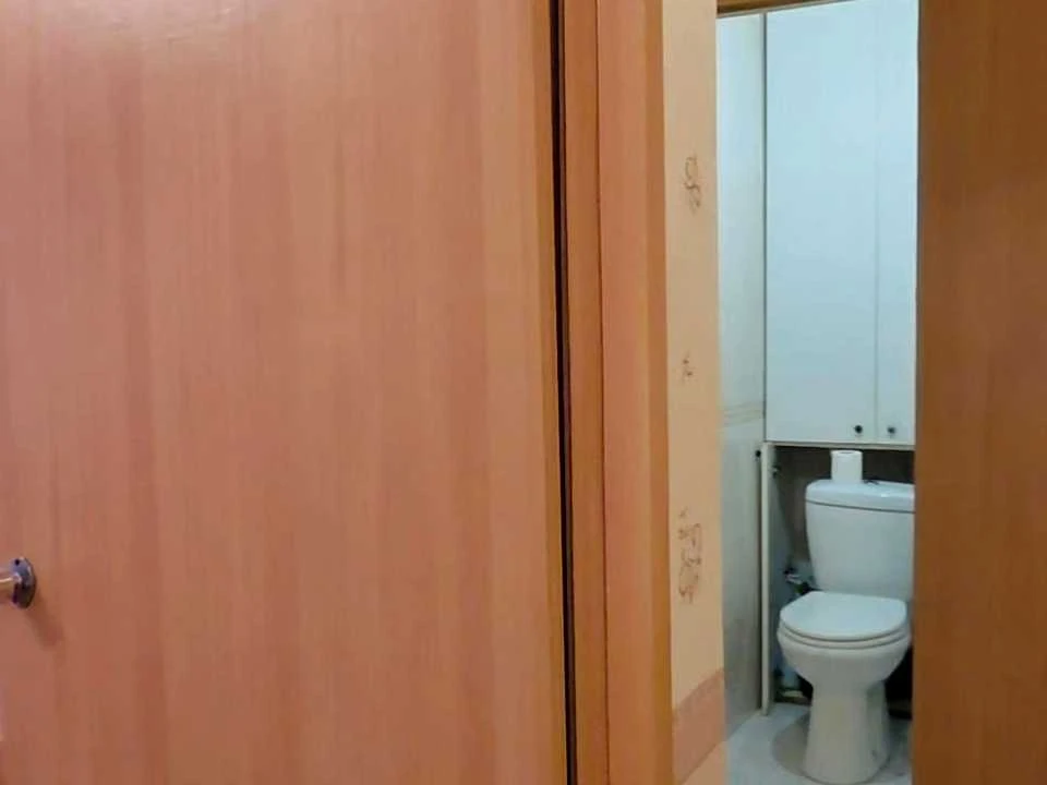 Apartment. Kharkiv, Akhsarova St.