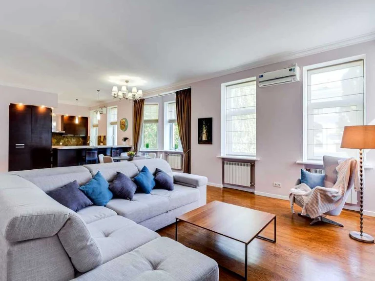 Квартира. Київ, Липська вул.