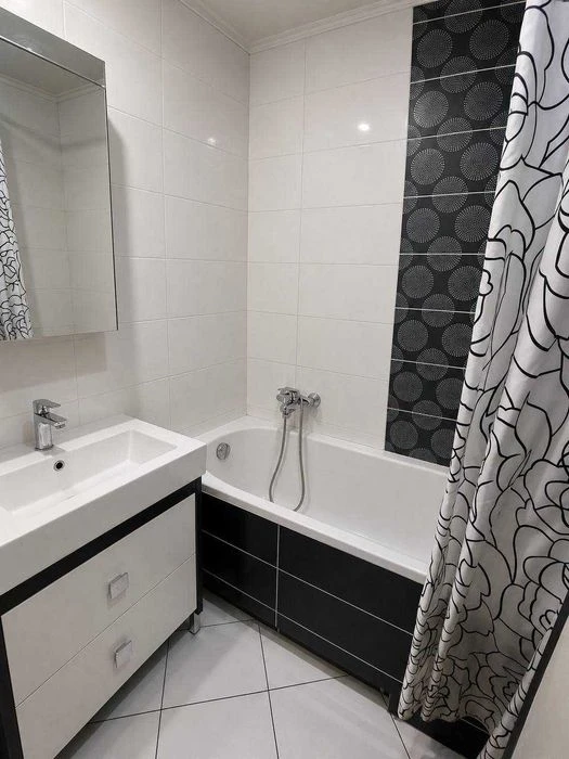 Продам 1 ком.кв.в кирпичном доме ул. Рабочая 160.