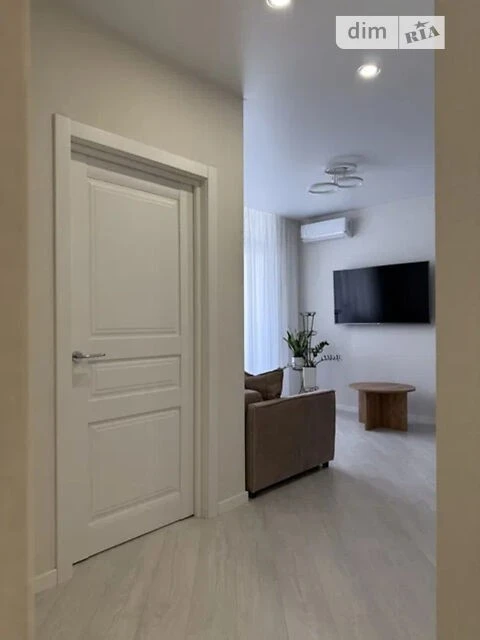 Продажа 1к квартиры 51 кв. м по ул. Елены Пчелки 7 • ID 3472